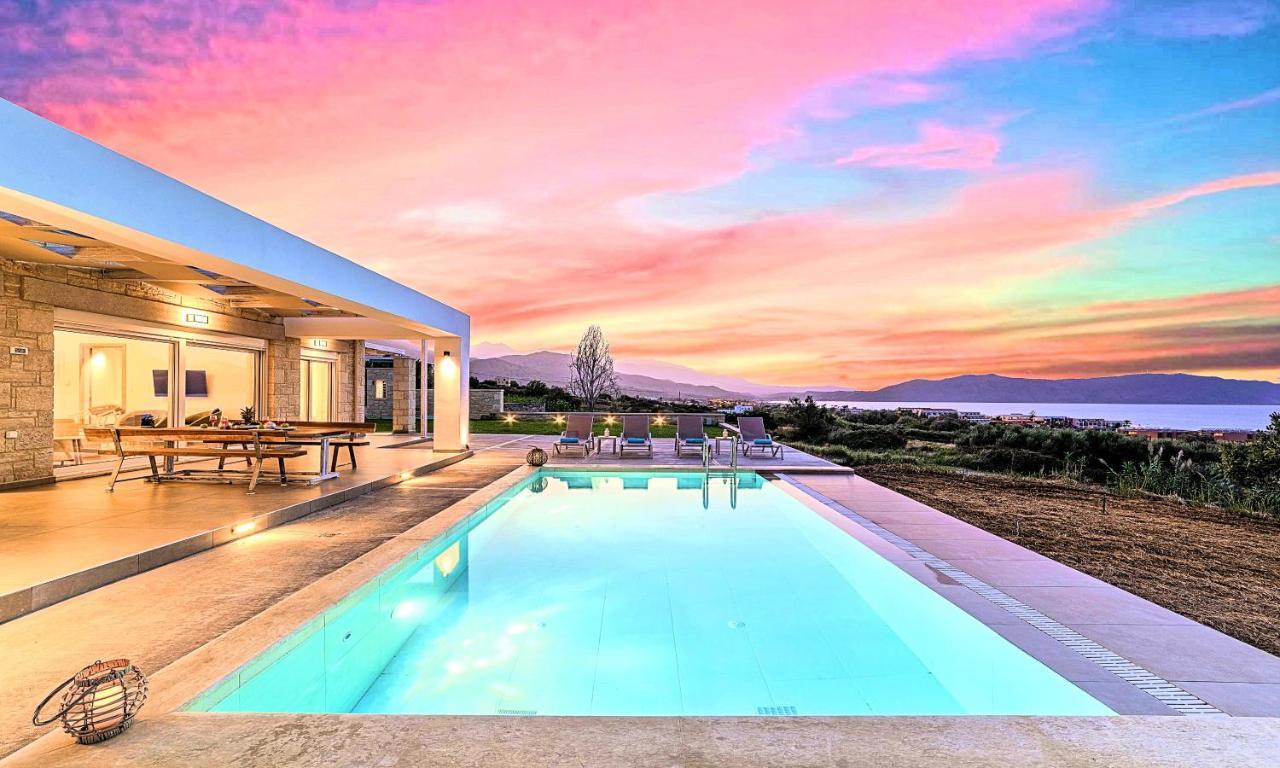 Vista Mare Heated Pool Villa